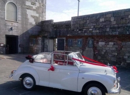 White Morris Minor wedding car in Southampton